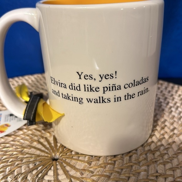 NWT Rise N Shine Ceramic 18oz Elvira C.R. Gibson Coffee Mug - Picture 4 of 8